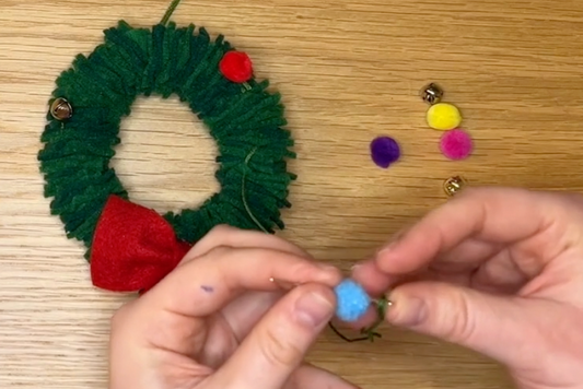 Felt Christmas Wreath Craft Kits for Teams – Mindful Holiday Activity (Bulk Orders & Workshops)